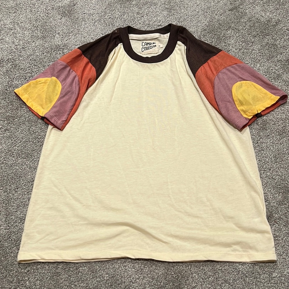 Camp Collection Brown Lava Lamp Tee Women’s Medium